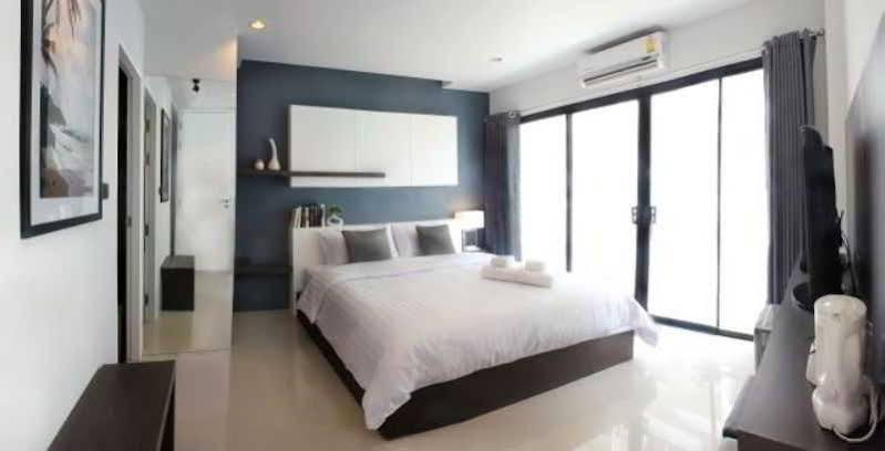 Hotel The Artist House Patong Exterior foto